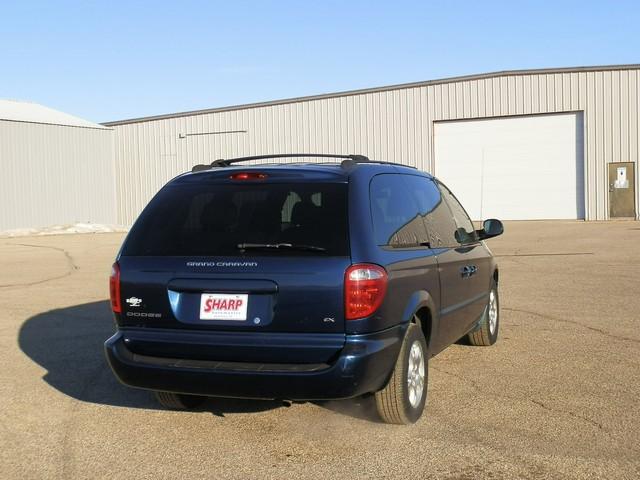 Dodge Grand Caravan 2002 photo 1