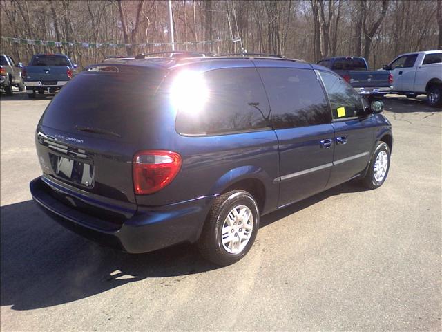 Dodge Grand Caravan 2002 photo 2