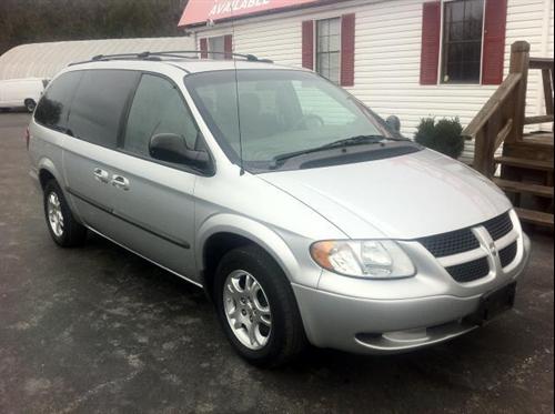 Dodge Grand Caravan 2002 photo 1