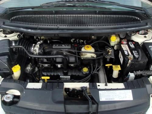Dodge Grand Caravan 2002 photo 1