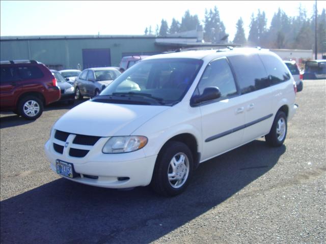 Dodge Grand Caravan 2002 photo 1