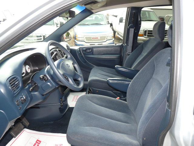 Dodge Grand Caravan 2002 photo 4