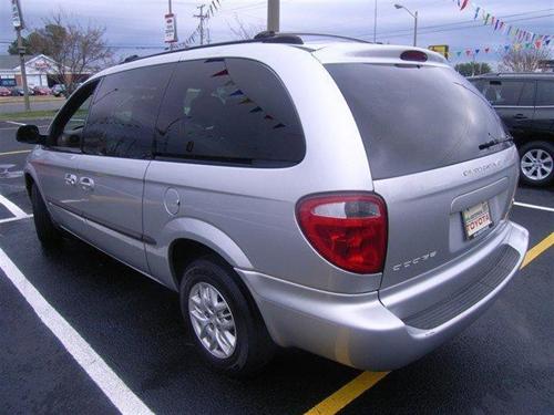 Dodge Grand Caravan 2002 photo 2