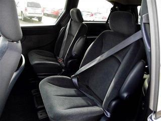 Dodge Grand Caravan 2002 photo 1