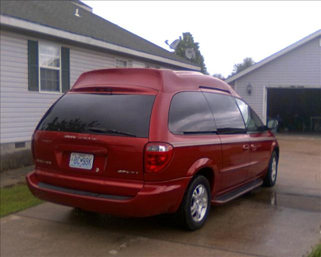 Dodge Grand Caravan 2002 photo 2