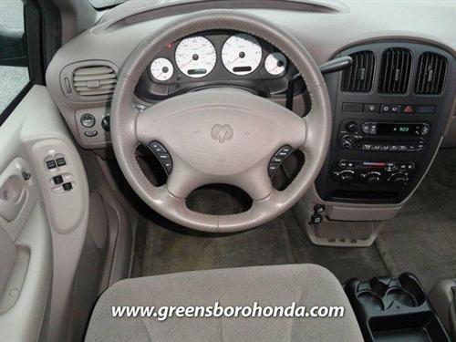 Dodge Grand Caravan 2002 photo 4