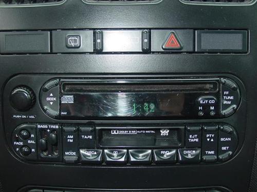 Dodge Grand Caravan 2002 photo 2