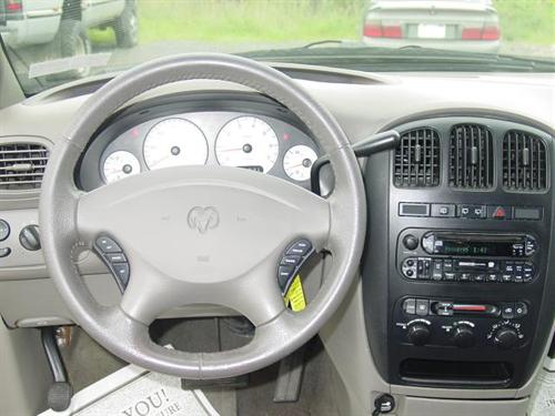 Dodge Grand Caravan 2002 photo 4
