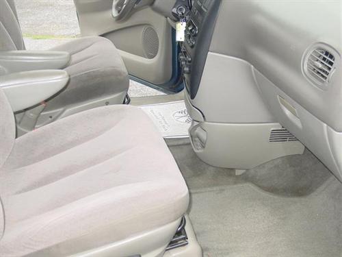 Dodge Grand Caravan 2002 photo 5