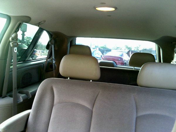 Dodge Grand Caravan 2002 photo 3