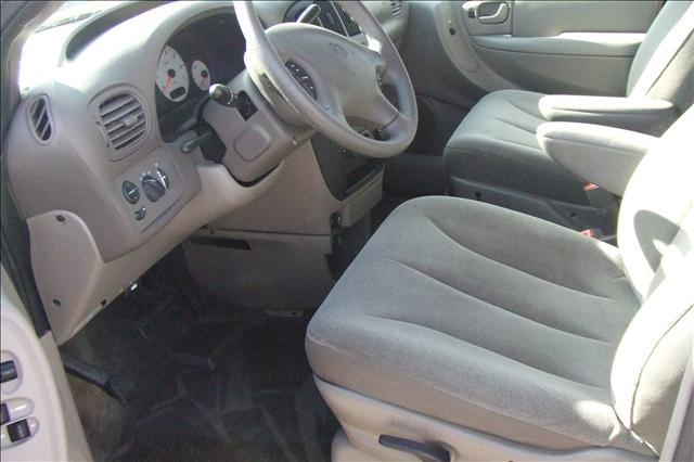 Dodge Grand Caravan 2002 photo 4