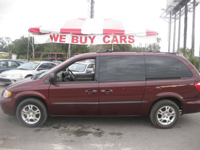 Dodge Grand Caravan 2002 photo 3