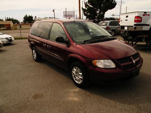 Dodge Grand Caravan 2002 photo 1