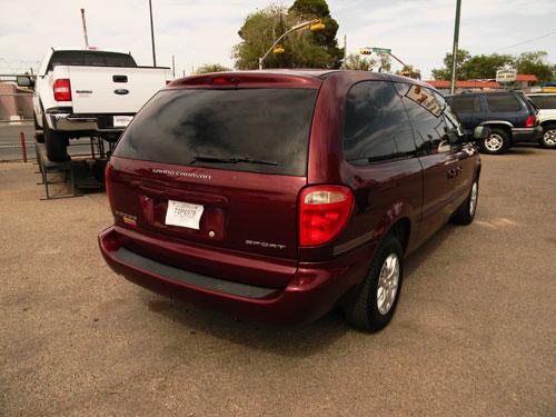 Dodge Grand Caravan 2002 photo 4