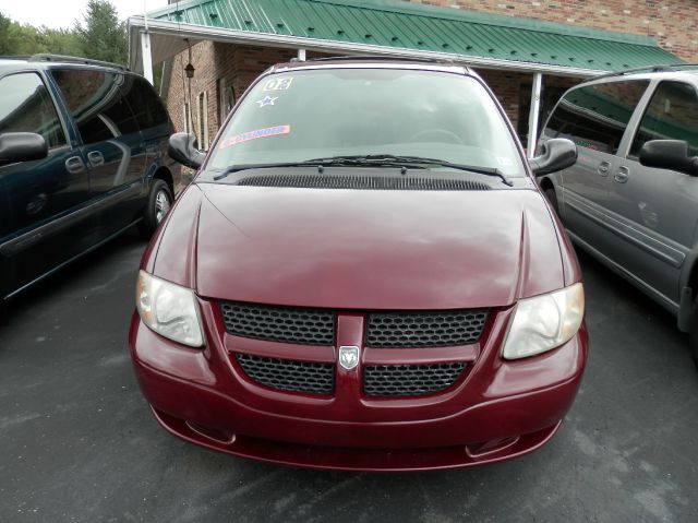 Dodge Grand Caravan 2002 photo 3