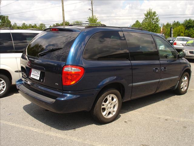 Dodge Grand Caravan 2002 photo 1
