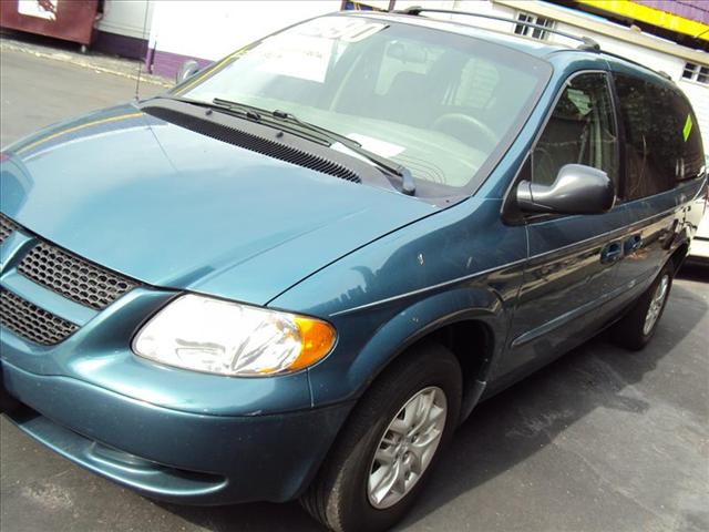 Dodge Grand Caravan 2002 photo 1