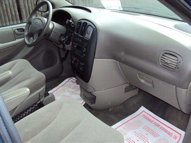 Dodge Grand Caravan 2002 photo 4