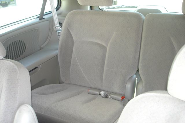 Dodge Grand Caravan 2002 photo 1