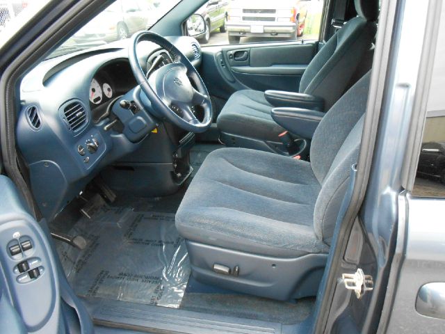Dodge Grand Caravan 2002 photo 1