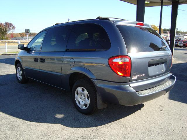 Dodge Grand Caravan 2002 photo 2