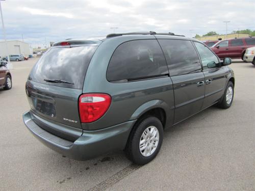 Dodge Grand Caravan 2002 photo 2