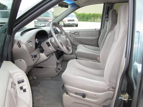 Dodge Grand Caravan 2002 photo 3