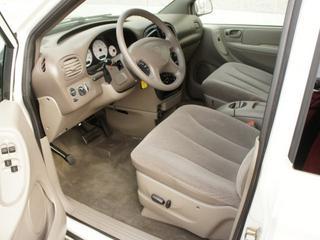 Dodge Grand Caravan 2002 photo 5