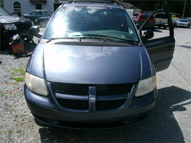 Dodge Grand Caravan 2002 photo 3
