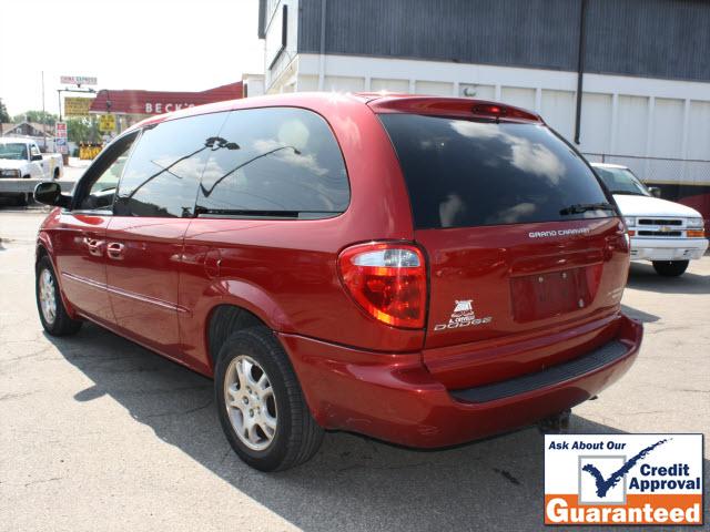 Dodge Grand Caravan 2002 photo 2