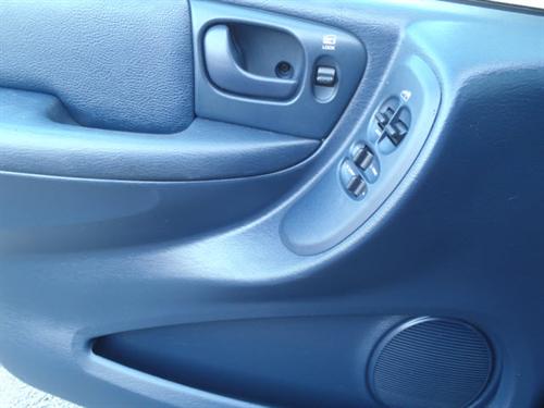 Dodge Grand Caravan 2002 photo 5
