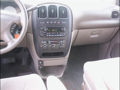 Dodge Grand Caravan 2002 photo 5