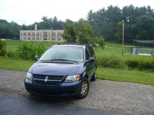 Dodge Grand Caravan 2002 photo 1