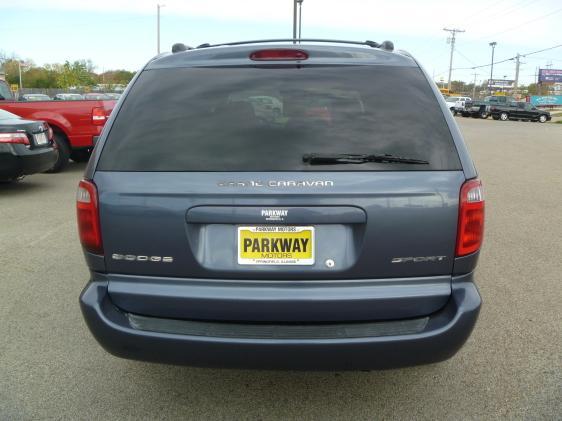 Dodge Grand Caravan 2002 photo 1