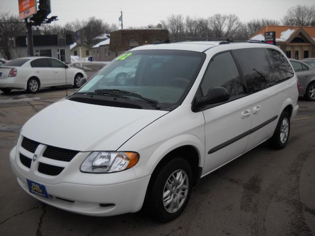 Dodge Grand Caravan 2002 photo 1