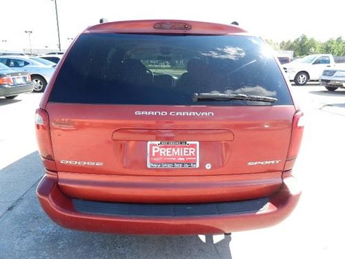 Dodge Grand Caravan 2002 photo 3