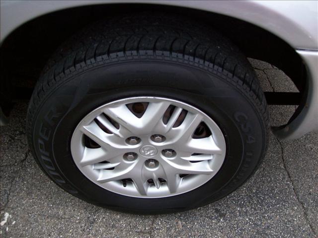 Dodge Grand Caravan 2002 photo 1