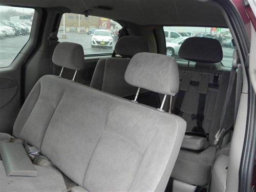 Dodge Grand Caravan 2002 photo 3