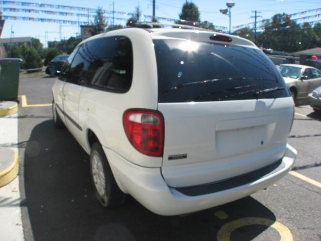 Dodge Grand Caravan 2002 photo 2