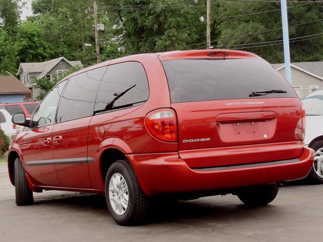 Dodge Grand Caravan 2002 photo 1