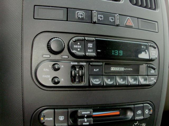 Dodge Grand Caravan 2002 photo 5