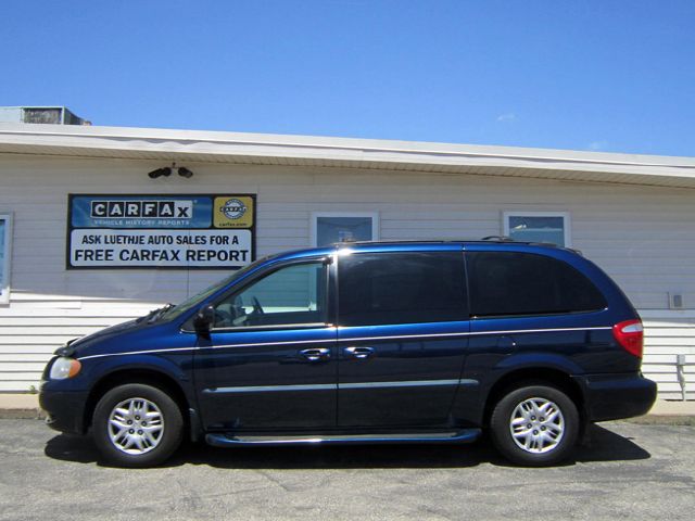 Dodge Grand Caravan 2002 photo 24
