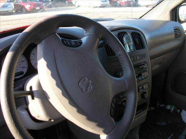 Dodge Grand Caravan 2002 photo 4
