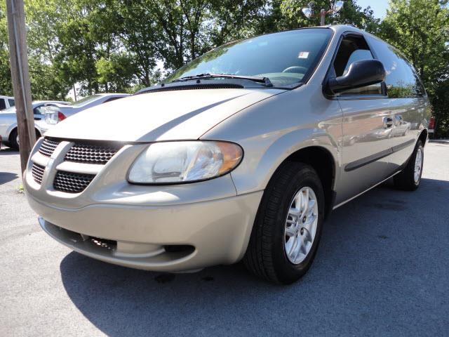 Dodge Grand Caravan 2002 photo 2
