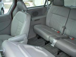 Dodge Grand Caravan 2002 photo 4