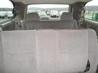 Dodge Grand Caravan 2002 photo 2