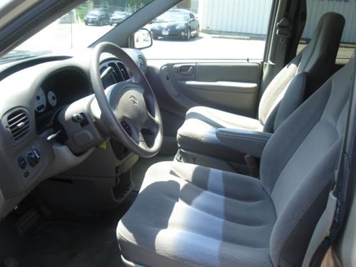 Dodge Grand Caravan 2002 photo 3