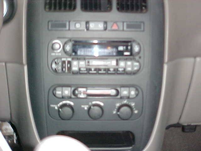Dodge Grand Caravan 2002 photo 5