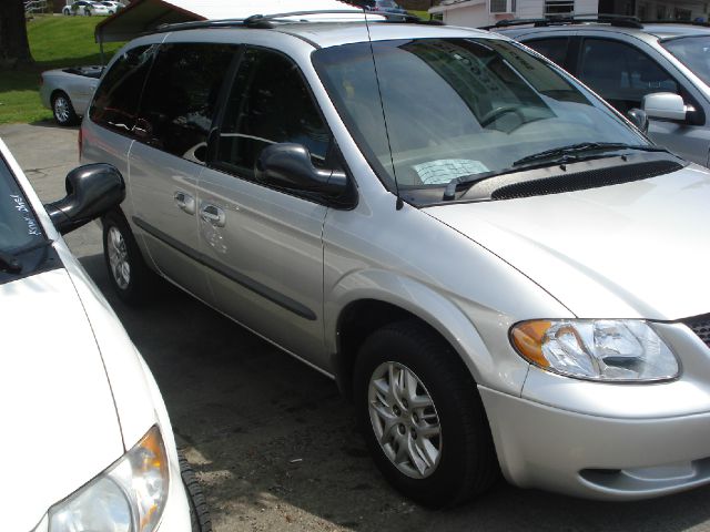 Dodge Grand Caravan 2002 photo 3