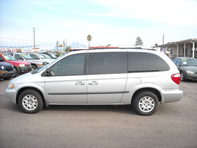 Dodge Grand Caravan 2002 photo 1